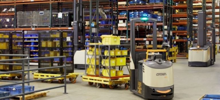 Read more about the article Dual Mode Forklifts – Automated Solutions in Material Handling