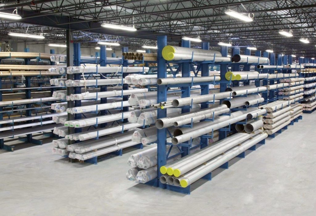 Warehouse pallet racking systems for storage